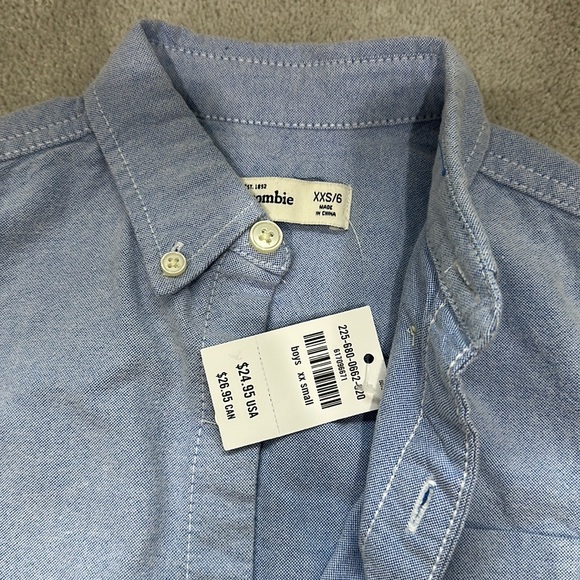 NWT- Abercrombie kids button down shirt - Picture 2 of 5